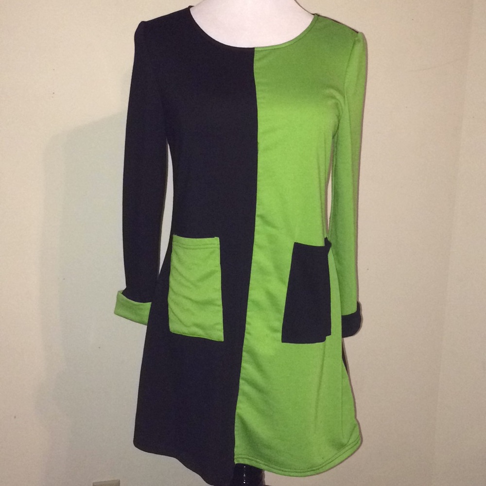 Black & green women’s dress